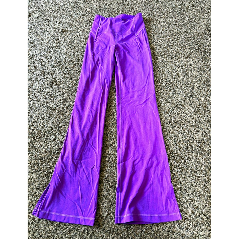 Lululemon Groove Super-High-Rise Split-Hem Flare Pant *Nulu Moonlit Magenta 4‎
